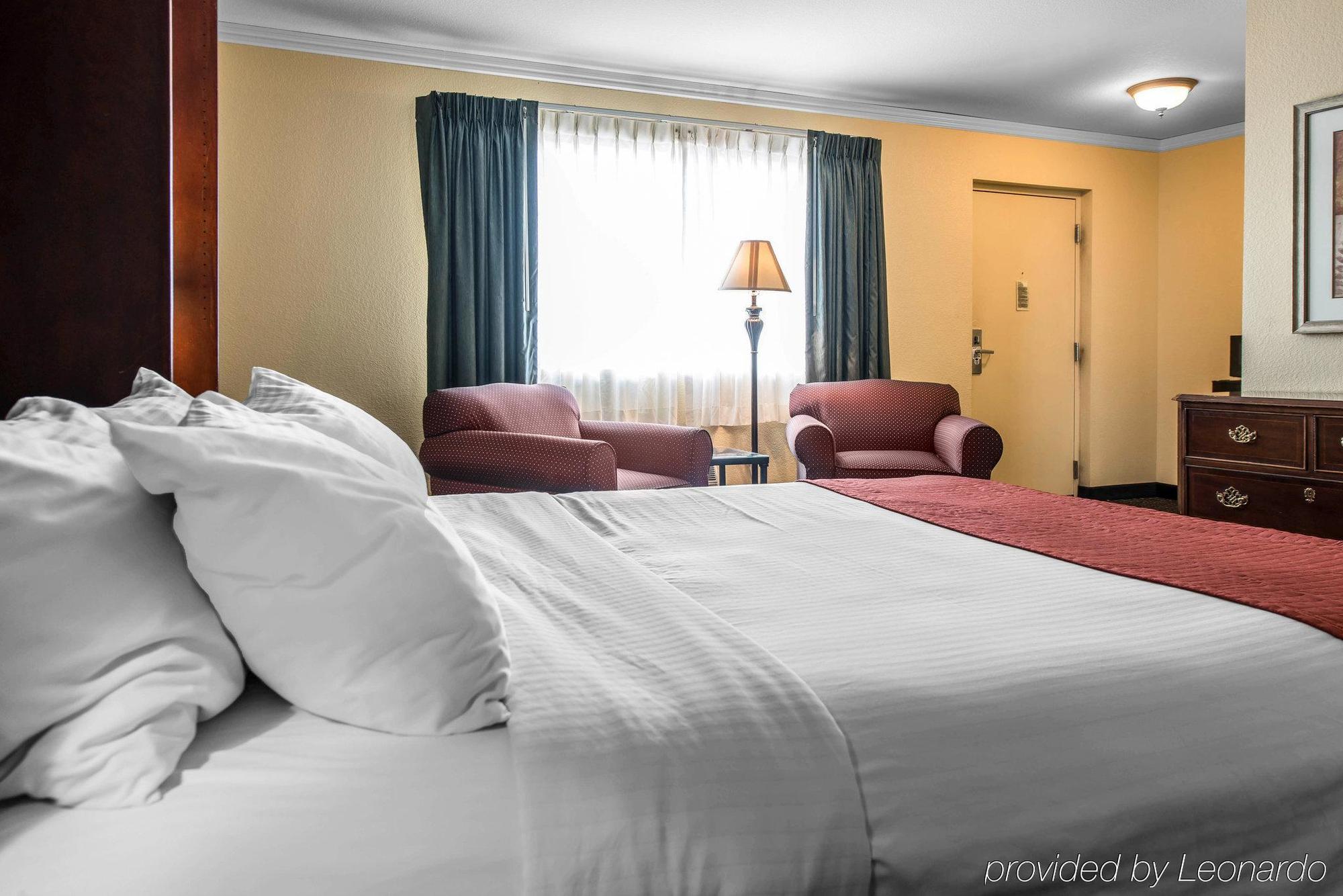 Travelodge By Wyndham Stratton Luaran gambar