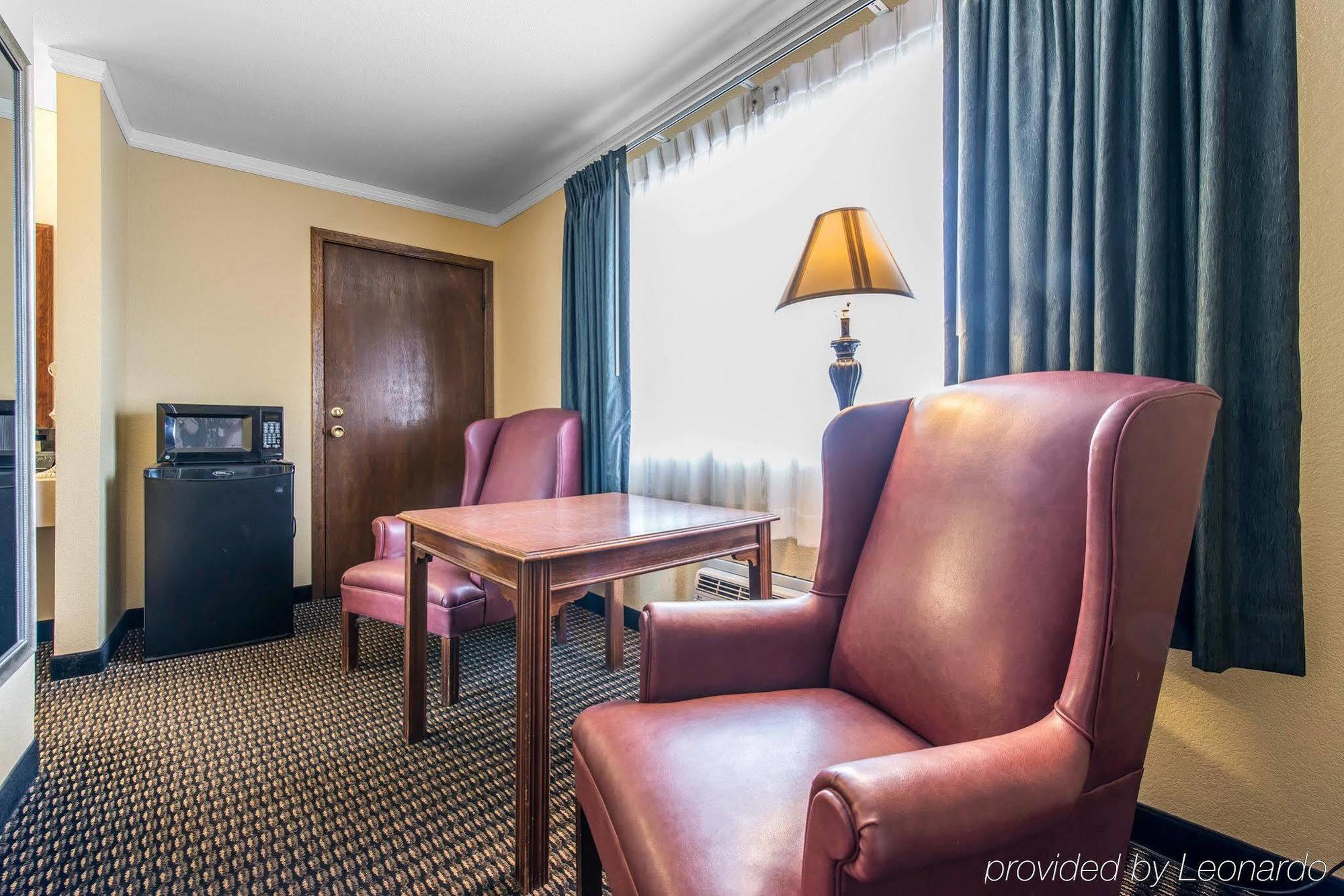 Travelodge By Wyndham Stratton Luaran gambar