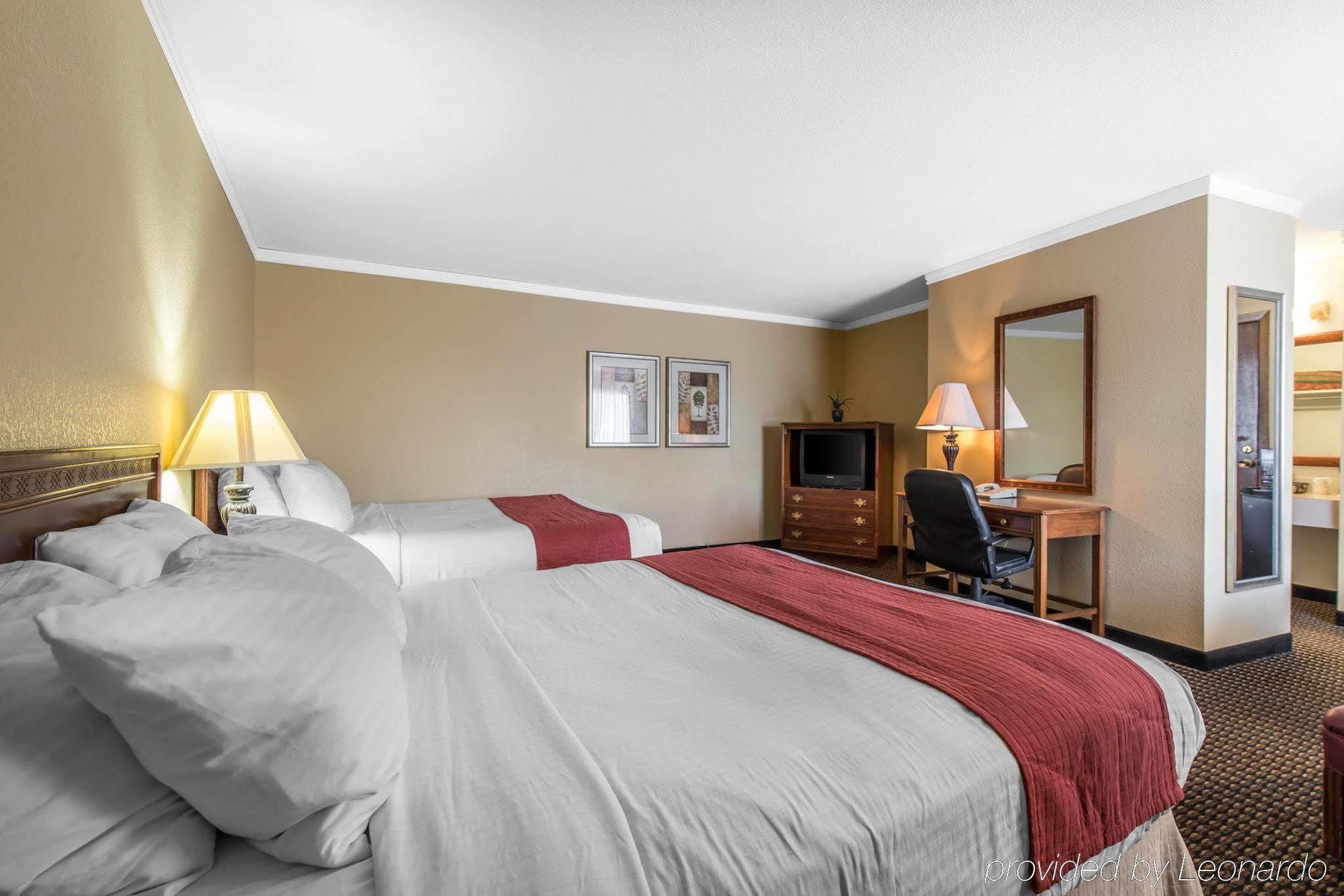 Travelodge By Wyndham Stratton Luaran gambar